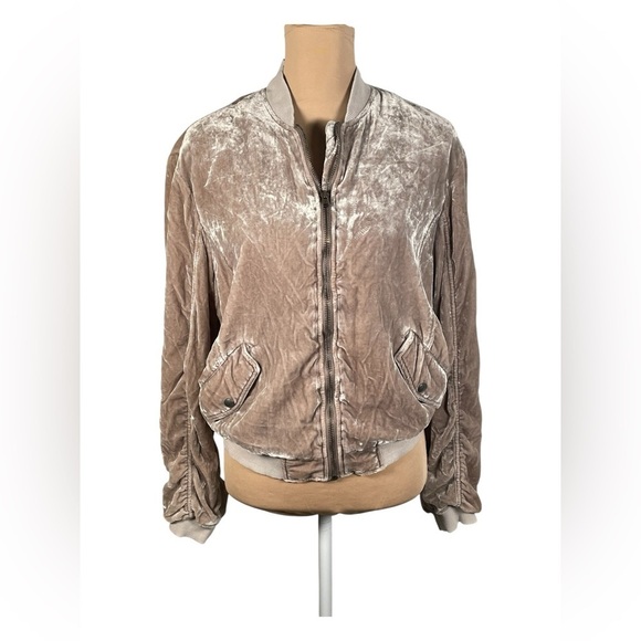 Free People Crushed Velvet Jacket Bomber Jacket Ruched Beige Tan Taupe XS - Picture 4 of 16